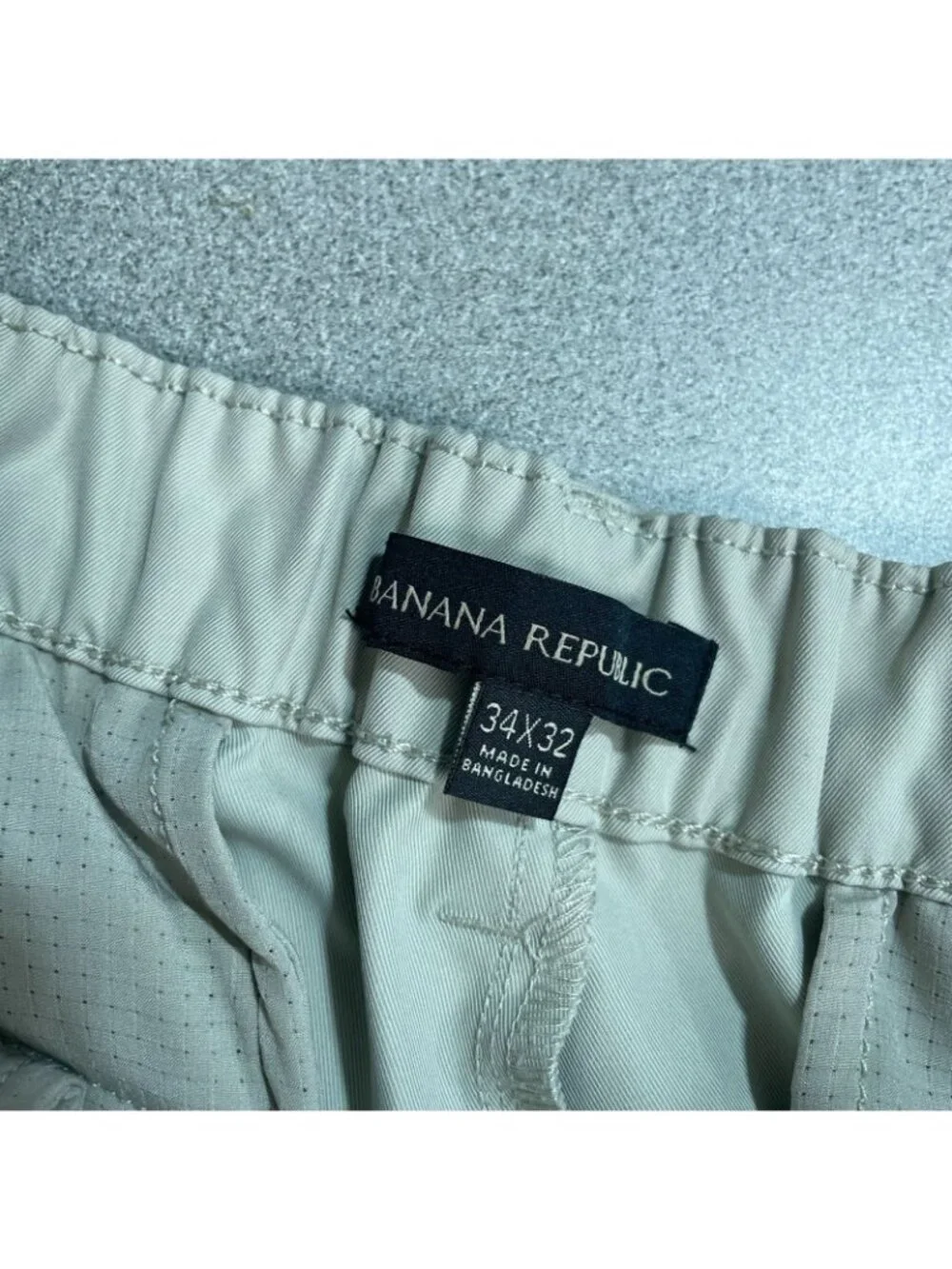 Banana Republic Commuter Tech Pants Men's 34x32 Beige Performance